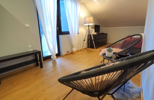 Municipality of Plaski Apartment | Apartments & Rooms Latin - Economy Double Room with Shared Bathroom