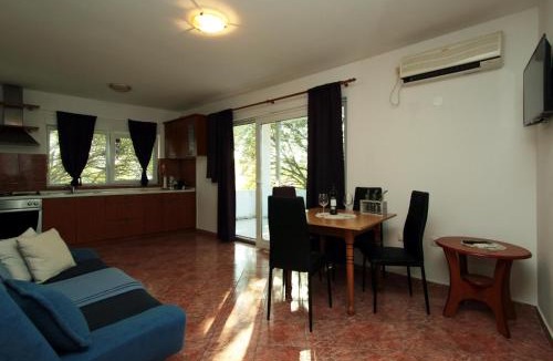 Posedarje Bed & Breakfast | Apartments & rooms Lucie