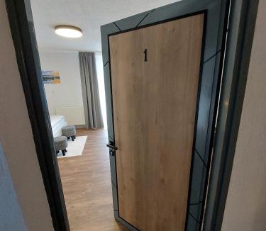 Lovinac Apartment | Apartments & rooms Velebit