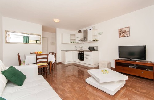 Okrug Gornji Apartment | Apartments Sanja (13411-A1) - Okrug Gornji (Ciovo)