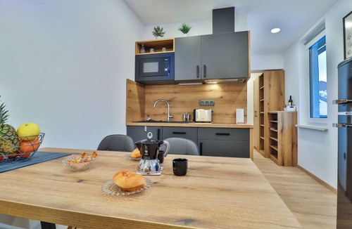 Kranjska Gora Apartment | Apartments Seventy Seven - A1 (1 bedroom, 2+2), Mountain View, Pet Friendly