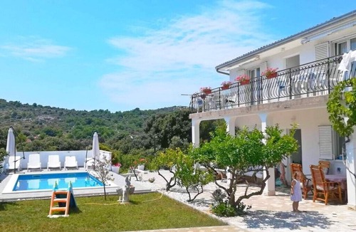 Razanj Apartment | Apartments Sineva, (14651), Ražanj, hr