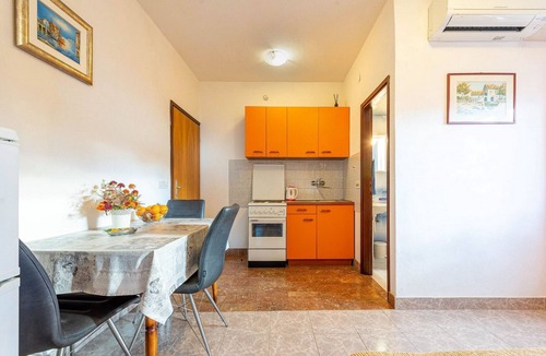 Kozino Apartment | Apartments Snježana, (1712), Kožino, hr
