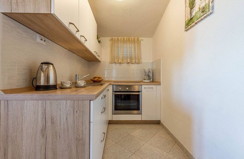 Kozino Apartment | Apartments Snježana, (1714), Kožino, hr