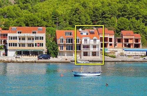 Prizba Apartment | Apartments Srećko, (13048), Blato, Croatia