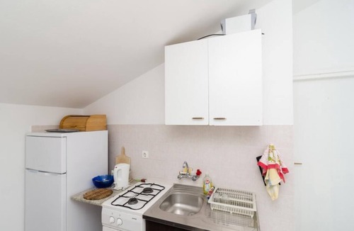 Drace Apartment | Apartments Sutvid- Comfort One Bedroom Apartment with Loggia and Sea View