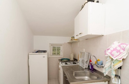 Drace Apartment | Apartments Sutvid- Two Bedroom Apartment with Balcony and Sea View