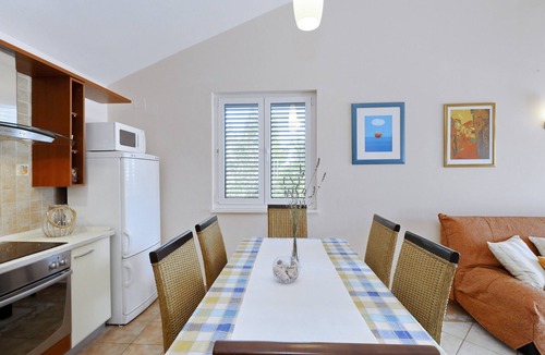 Zdrelac Apartment | Apartments Suzana, (14189), Ždrelac, hr