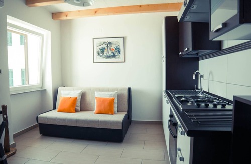 Mosenice Apartment | Apartments Sveti Ivan - direct on the beach