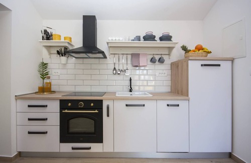 Brodarica Apartment | Apartments Tonia - with sea view (Tonia A2)