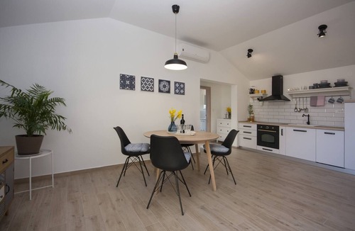 Brodarica Apartment | Apartments Tonia - with sea view (Tonia A2)