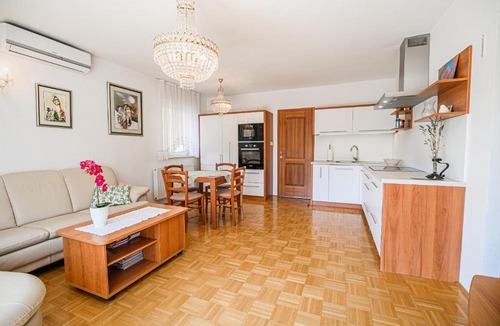 Podcetrtek Apartment | Apartments Vila Lena at Aqualuna