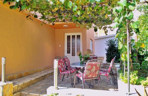Cizici House | Apartments Vila Nidisa