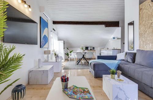 Dreznik Grad Apartment | Apartments Villa Mavi-Two Bedroom Apartment with Mountain View A3