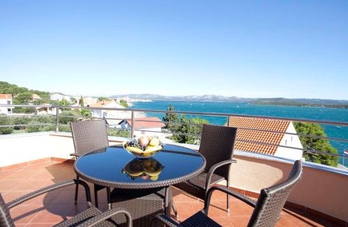 Betina Apartment | Apartments Villa Leona