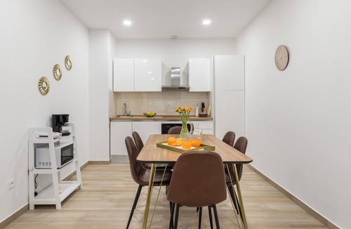 Solin Apartment | Apartments Villa Salona Sky - Comfort Two Bedroom Apartment with Balcony