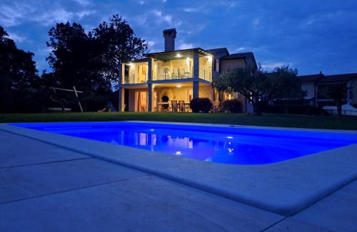 Cepljani Apartment | Apartments Villa Sotlar with pool