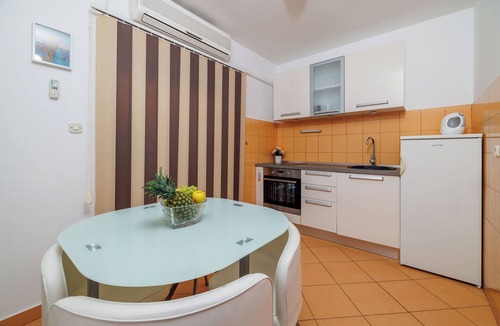 Senj Apartment | Apartments Vjenceslava (61921-A3) - Senj