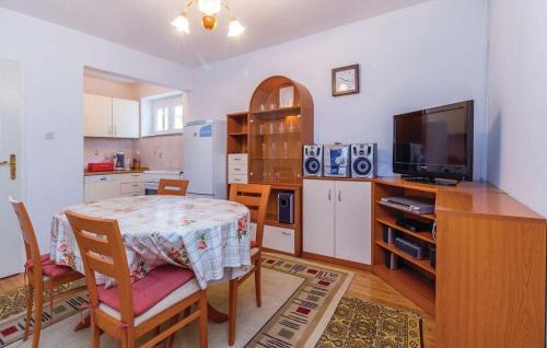 Veljun Primorski Apartment | Apartments Vukelic