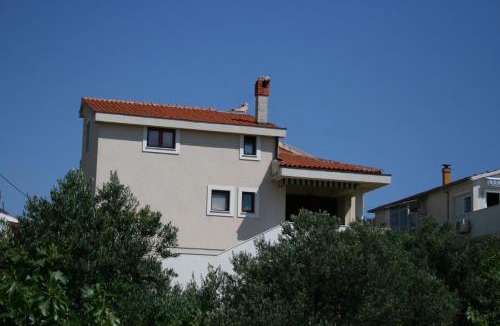 Susica Apartment | Apartments with a parking space Murter - 5115