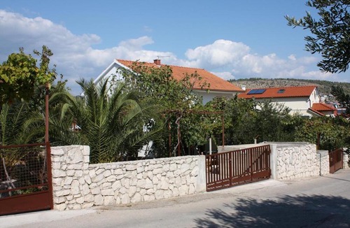 Okrug Gornji Apartment | Apartments with a parking space Businci, Ciovo - 4667