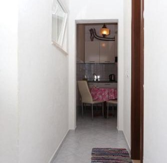 Ruskamen Apartment | Apartments with parking space Lokva Rogoznica, Omis - 17645