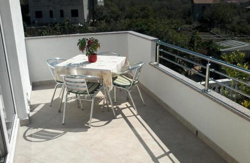 Vinisce Apartment | Apartments with parking space Vinisce, Trogir - 12248