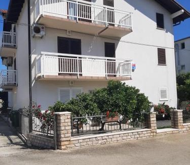 Okrug Gornji Apartment | Apartments with parking space Mavarstica, Ciovo - 18882