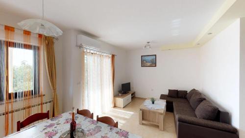 Vilanija Apartment | Apartments with parking space Vilanija, Umag - 17240