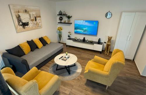 Osijek Apartment | APOLLO - Center - Self check in - free parking