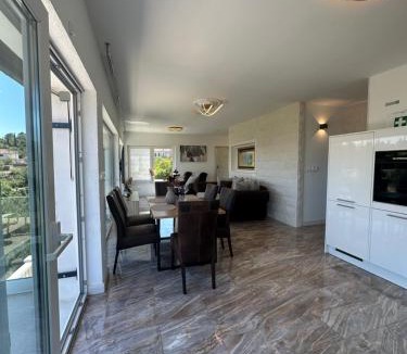 Zrnovo Apartment | Appartement Ellara Penthouse