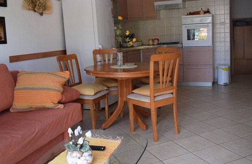 Businci Apartment | Appartement mit Meerblick Skale I. in Strandnähe by Interhome