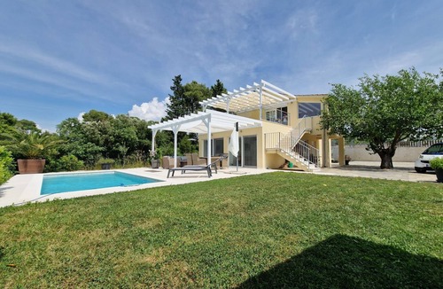 Bilice Apartment | Appartment mit Pool by Interhome