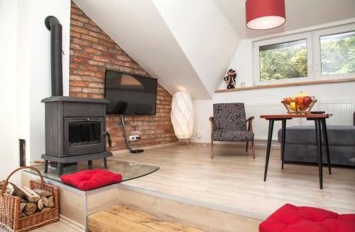 Zagreb Apartment | Apple tree