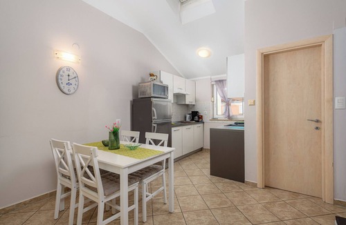 Monterol Condo | Ares 15 - Stylish studio apartment in quiet location near beach 70 m and town