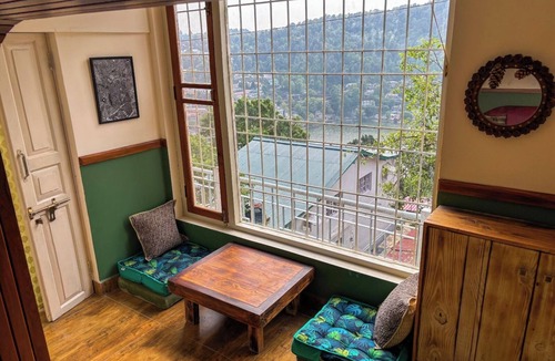 Nainital Villa | Arnav Villa- Charming Naini lake view retreat in Nainital