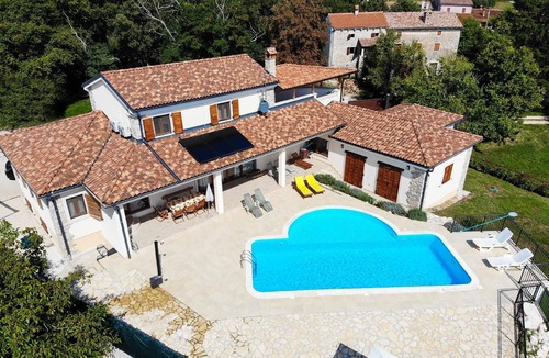Gradisce House | Arton Villa with heated pool, in Istria