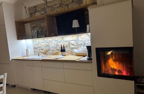 Dajla House | Aussergewöhnlicher Ferienunterkunft direkt am Meer bei Novigrad