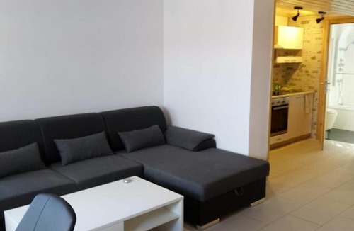 Liznjan Apartment | Aussergewöhnliches Studio nahe Medulin mit Meerblick und Patio