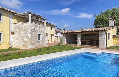 Orbanici Villa | Authentic Istrian Villa Ive with a swimming pool