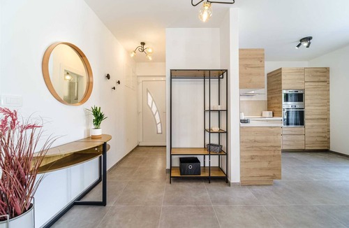Splitska Villa | Authentic Luxurious Villa Janie
