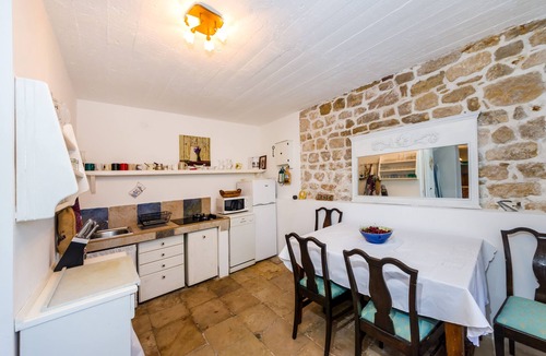 Novigrad House | AUTHENTIC MEDITERRANEAN BOUTIQUE HOUSE