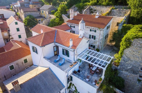 Novigrad House | AUTHENTIC MEDITERRANEAN BOUTIQUE HOUSE
