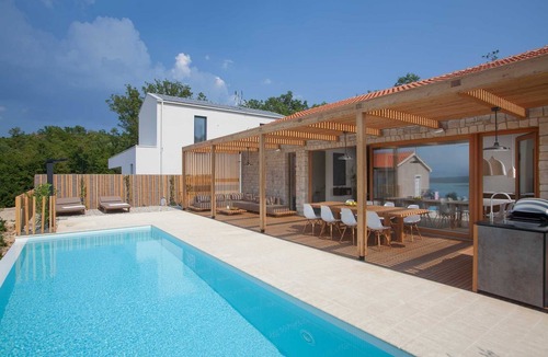 Klimno Villa | Awarded Design Villa Olea, Luxury Villa with heated pool & Seaview