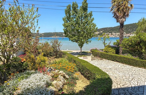 Rab Town Apartment | Awesome apartment in Rab Sup.Draga with WiFi