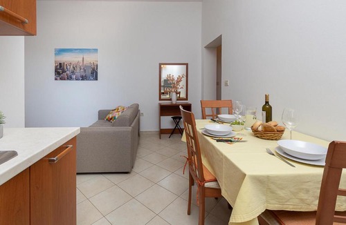 Galizana Apartment | Awesome apartment in Galizana with 1 Bedrooms and WiFi