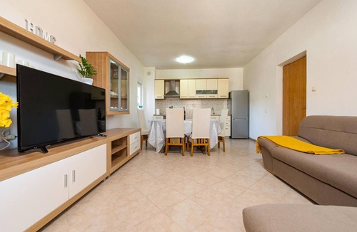 Sveti Filip i Jakov Apartment | Awesome apartment in Glavica