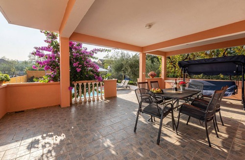 Sveti Filip i Jakov Apartment | Awesome apartment in Glavica