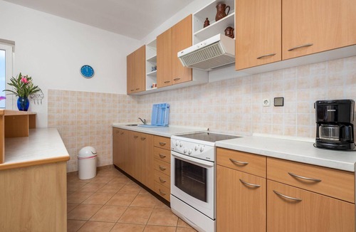 Barbat na Rabu Apartment | Awesome apartment in Barbat-Rab