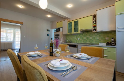 Osijek Apartment | Awesome apartment in Visnjevac with sauna